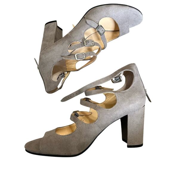 Unisa - Mary Jane chunky heel- straps- silver hardware 7.5- gray suede material - Picture 2 of 8